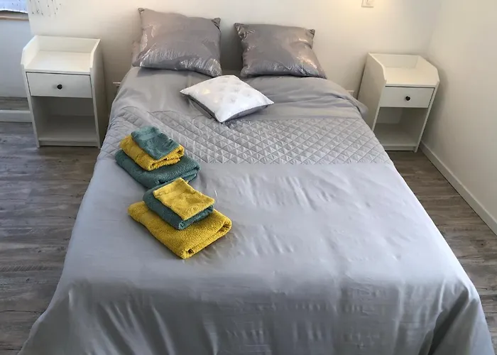 Le Neuf Сasa de vacaciones